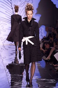 Look 25
